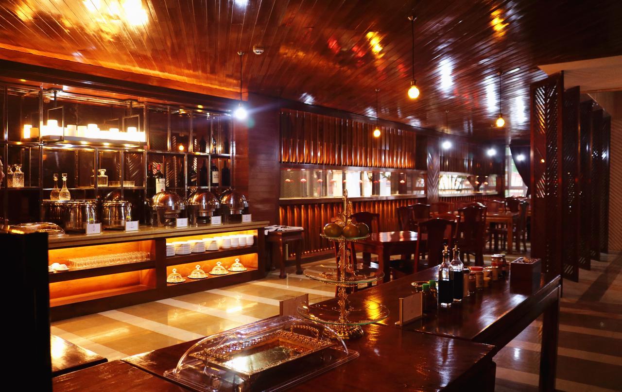 Chang Palace Vientiane Bagian luar foto
